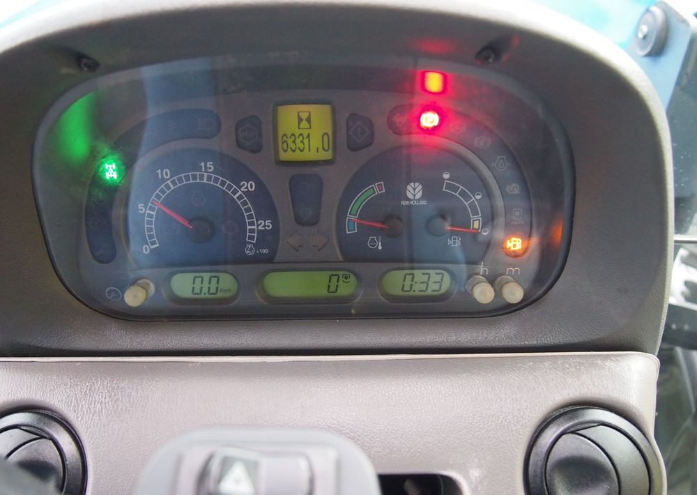 Farm tractor Ciągnik New Holland NH TS125A 6 cylindrów 2004 Ciągnik rolniczy New Holland TS125A: picture 9 Farm tractor Ciągnik New Holland NH TS125A 6 cylindrów 2004 Ciągnik rolniczy New Holland TS125A: picture 9