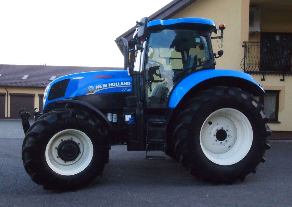 Ciągnik New Holland T7.185 2013 New Holland Autocommand i TUZ - Farm tractor: picture 2 Ciągnik New Holland T7.185 2013 New Holland Autocommand i TUZ - Farm tractor: picture 2