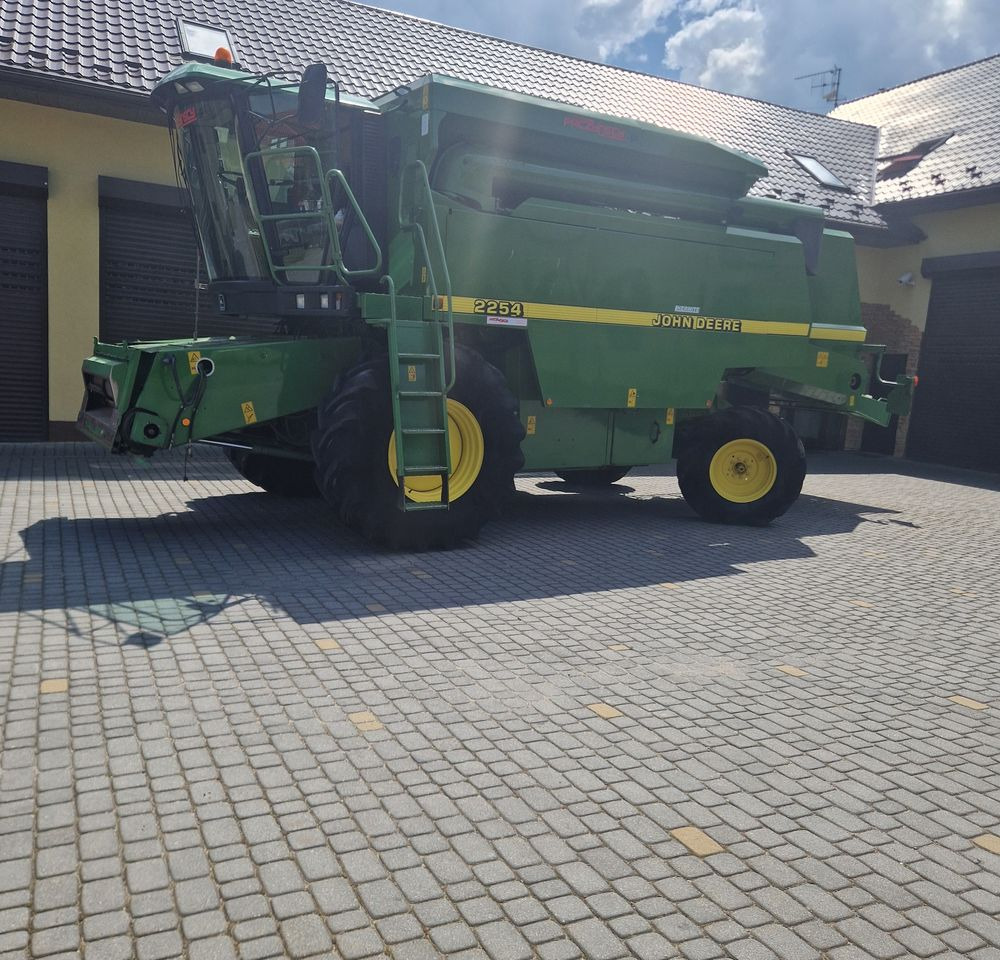 Kombajn zbożawy John deere 2254 2000 Kombajn John Deere JD - Combine harvester: picture 5 Kombajn zbożawy John deere 2254 2000 Kombajn John Deere JD - Combine harvester: picture 5