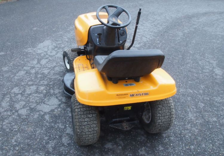 Kosiarka traktorek McCULLOCH MC115T96 2010 Traktorek kosiarka McCULLOCH - Garden mower: picture 3 Kosiarka traktorek McCULLOCH MC115T96 2010 Traktorek kosiarka McCULLOCH - Garden mower: picture 3