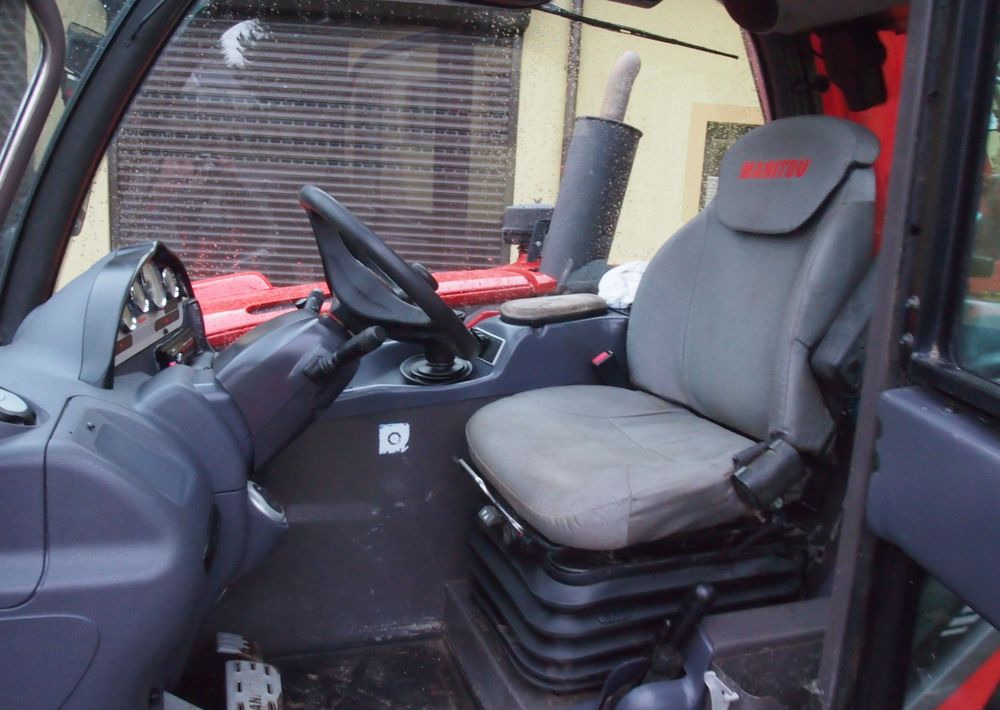 Ładowarka teleskopowa Manitou MLT 735-120LSU 2012 Manitou Silnik Mercedes leasing Ładowarka teleskopowa Manitou MLT 735-120LSU 2012 Manitou Silnik Mercedes: picture 10
