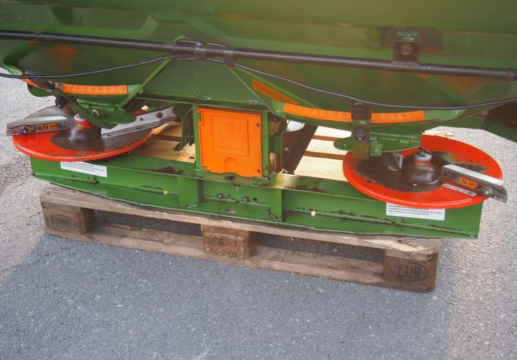Fertilizer spreader Rozsiewacz nawozów Amazone ZU-A1801 18m  Rozsiewacz nawozów Amazone: picture 6
