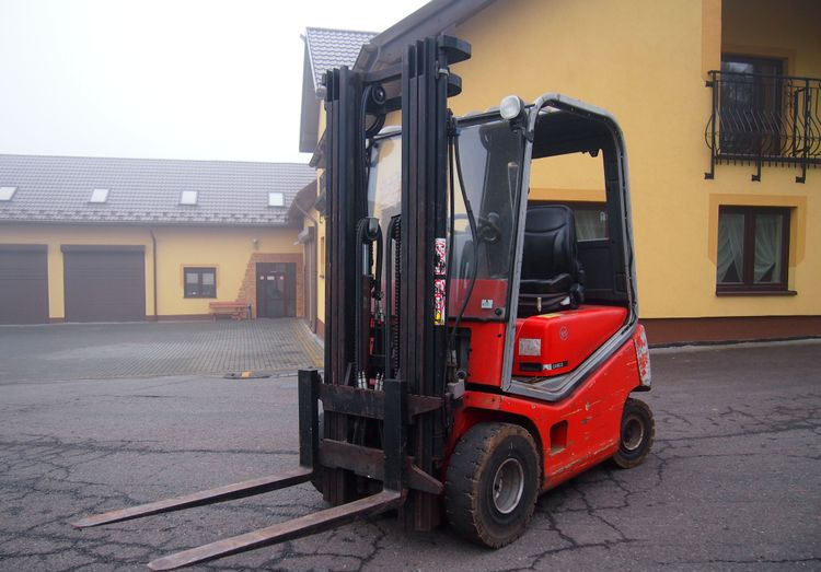 Wózek widłowy Toyota 8f 2011 TRIPLEX - LPG forklift: picture 2 Wózek widłowy Toyota 8f 2011 TRIPLEX - LPG forklift: picture 2
