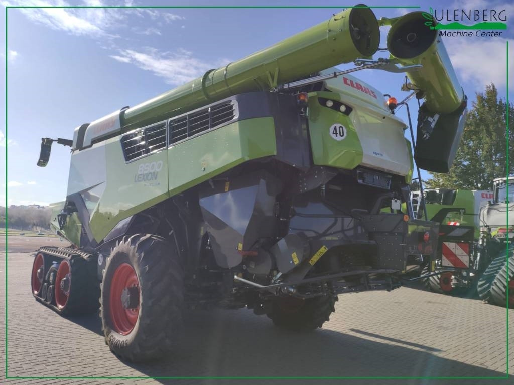 New Combine harvester Claas Lexion 8900 TT: picture 11