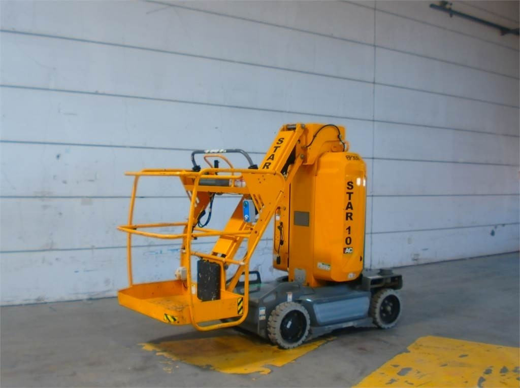 Haulotte STAR 10 - Vertical mast lift: picture 2 Haulotte STAR 10 - Vertical mast lift: picture 2