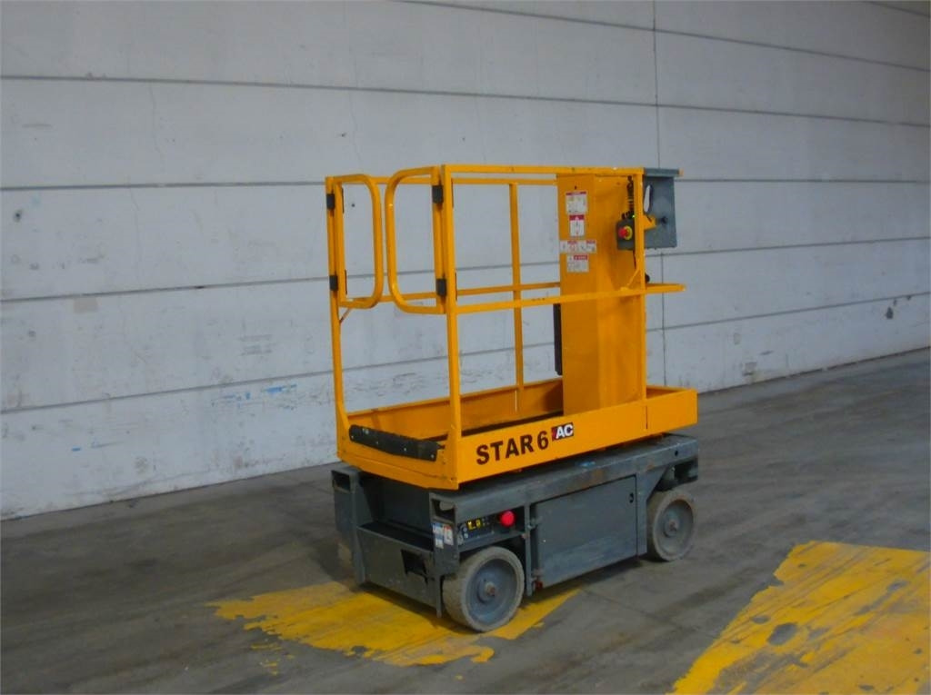 Haulotte STAR 6AC - Vertical mast lift: picture 2 Haulotte STAR 6AC - Vertical mast lift: picture 2