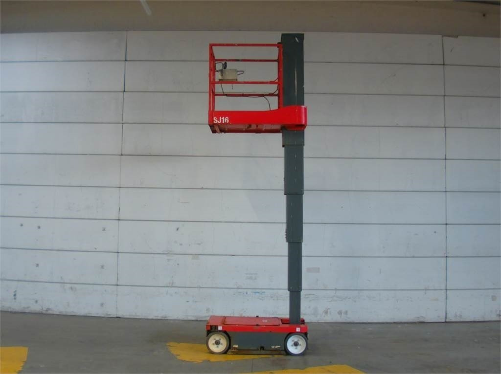 SkyJack SJ16 - Vertical mast lift: picture 5 SkyJack SJ16 - Vertical mast lift: picture 5