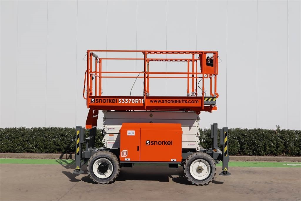 Snorkel S3370RTE - Scissor lift: picture 1 Snorkel S3370RTE - Scissor lift: picture 1