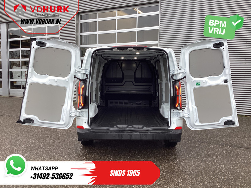 Ford E-Transit Custom 65 kWh L2 330 km WLTP LED/ Standkachel/ Snellader/ 2.3t Trekverm./ Carplay/ Climate/ Camera/ PDC/ Cruise - Small van, Electric van: picture 5 Ford E-Transit Custom 65 kWh L2 330 km WLTP LED/ Standkachel/ Snellader/ 2.3t Trekverm./ Carplay/ Climate/ Camera/ PDC/ Cruise - Small van, Electric van: picture 5
