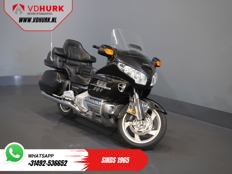 Honda GL 1800 GoldWing MARGE/ Koffers/ Cruise/ Topkoffer/ Navi/ Radio - Motorcycle: picture 1 Honda GL 1800 GoldWing MARGE/ Koffers/ Cruise/ Topkoffer/ Navi/ Radio - Motorcycle: picture 1