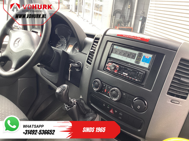 Mercedes-Benz Sprinter 313 2.2 CDI L2H2 €9.922 Incl. BTW BPM VRIJ! EXPORT Combi/ 9 Persoons/ Kombi/ 9P/ Airco/ Rolstoellift - Minibus, Passenger van: picture 3 Mercedes-Benz Sprinter 313 2.2 CDI L2H2 €9.922 Incl. BTW BPM VRIJ! EXPORT Combi/ 9 Persoons/ Kombi/ 9P/ Airco/ Rolstoellift - Minibus, Passenger van: picture 3