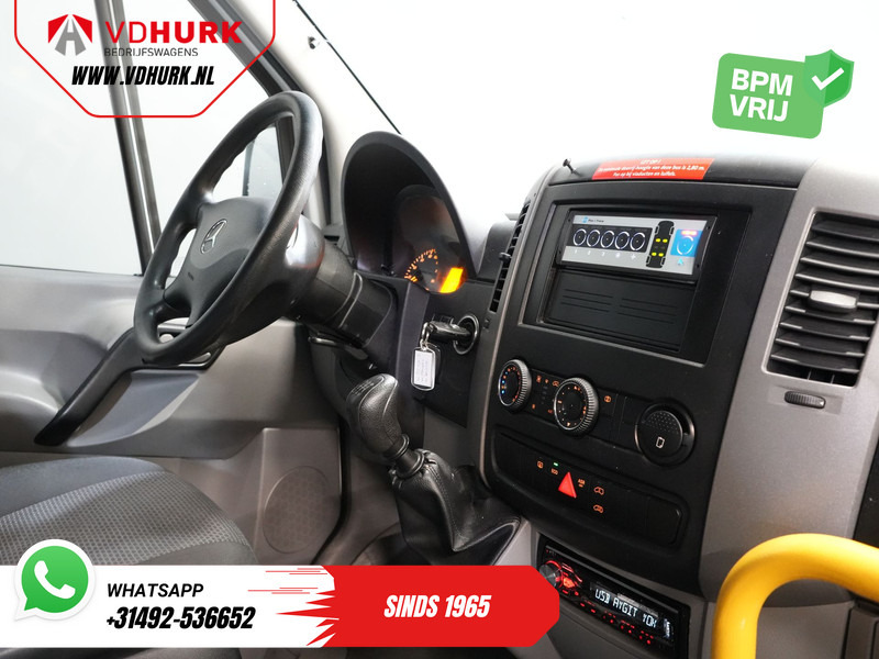 Mercedes-Benz Sprinter 313 2.2 CDI L2H2 €9.922 Incl. BTW BPM VRIJ! EXPORT ONLY Combi/ 9 Persoons/ Kombi/ 9P/ Airco/ Rolstoellift - Minibus, Passenger van: picture 3 Mercedes-Benz Sprinter 313 2.2 CDI L2H2 €9.922 Incl. BTW BPM VRIJ! EXPORT ONLY Combi/ 9 Persoons/ Kombi/ 9P/ Airco/ Rolstoellift - Minibus, Passenger van: picture 3