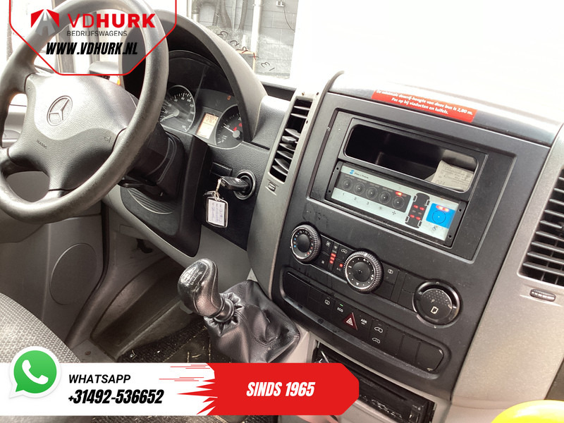 Mercedes-Benz Sprinter 313 2.2 CDI L2H2 €9.922 Incl. BTW BPM VRIJ! EXPORT ONLY Combi/ 9 Persoons/ Kombi/ 9P/ Airco/ Rolstoellift - Minibus, Passenger van: picture 3 Mercedes-Benz Sprinter 313 2.2 CDI L2H2 €9.922 Incl. BTW BPM VRIJ! EXPORT ONLY Combi/ 9 Persoons/ Kombi/ 9P/ Airco/ Rolstoellift - Minibus, Passenger van: picture 3