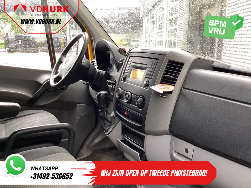 Mercedes-Benz Sprinter 316 2.2 CDI Aut. L2H2 EXPORT ONLY 3.5T Trekgewicht / Airco/ Cruise/ Trekhaak - Panel van: picture 3 Mercedes-Benz Sprinter 316 2.2 CDI Aut. L2H2 EXPORT ONLY 3.5T Trekgewicht / Airco/ Cruise/ Trekhaak - Panel van: picture 3