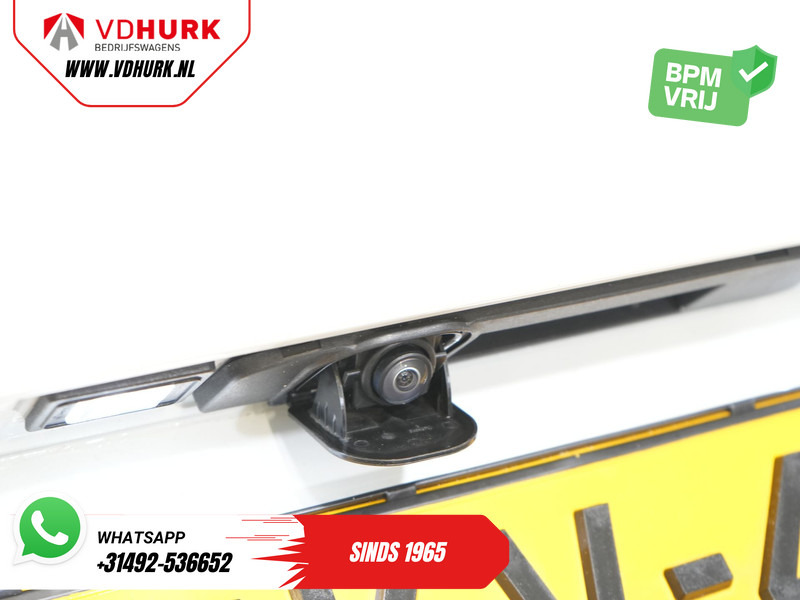 Small van, Combi van Mercedes-Benz V-Klasse 250d DC Dubbel Cabine Exclusive AMG/ Pano/ Stoelvent./ Mem.Stoelen/ Koelvak/ Adapt.Cruise/ 360 Camera/ Burmester/ Standkachel/ L: picture 17