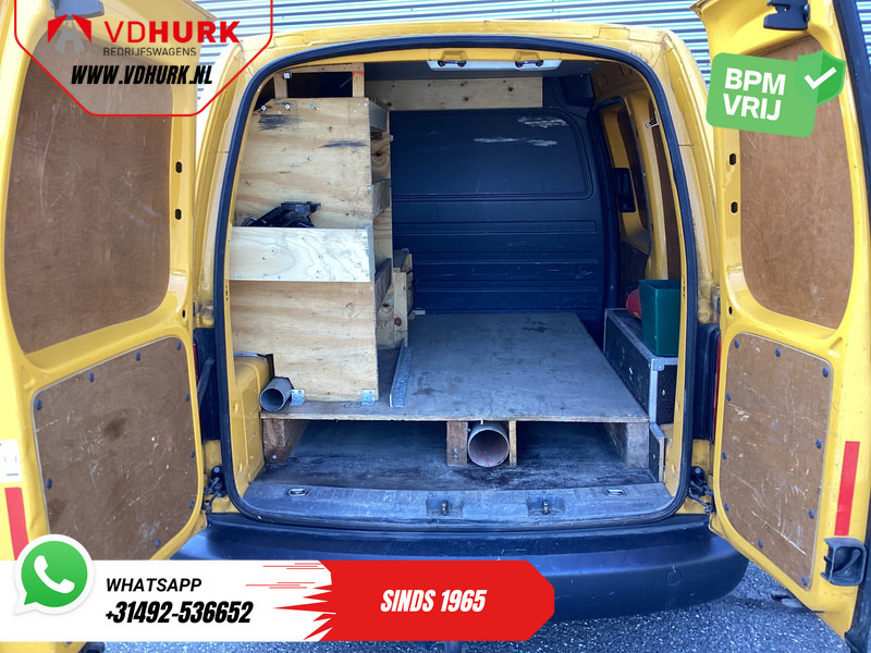 Volkswagen Caddy 1.6 TDI EXPORT ONLY Rijdt Goed/ DB-Riem V.V/ Cruise/ Airco/ Trekhaak - Small van: picture 5 Volkswagen Caddy 1.6 TDI EXPORT ONLY Rijdt Goed/ DB-Riem V.V/ Cruise/ Airco/ Trekhaak - Small van: picture 5