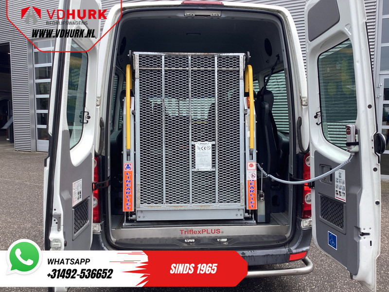 Volkswagen Crafter 35 2.0 TDI L3H2 EXPORT ONLY! €9.559 incl BTW/BPM Rolstoellift/ 9 Pers/ 9P/ Sidebars/ Rearbar/ Airco - Minibus, Passenger van: picture 5 Volkswagen Crafter 35 2.0 TDI L3H2 EXPORT ONLY! €9.559 incl BTW/BPM Rolstoellift/ 9 Pers/ 9P/ Sidebars/ Rearbar/ Airco - Minibus, Passenger van: picture 5