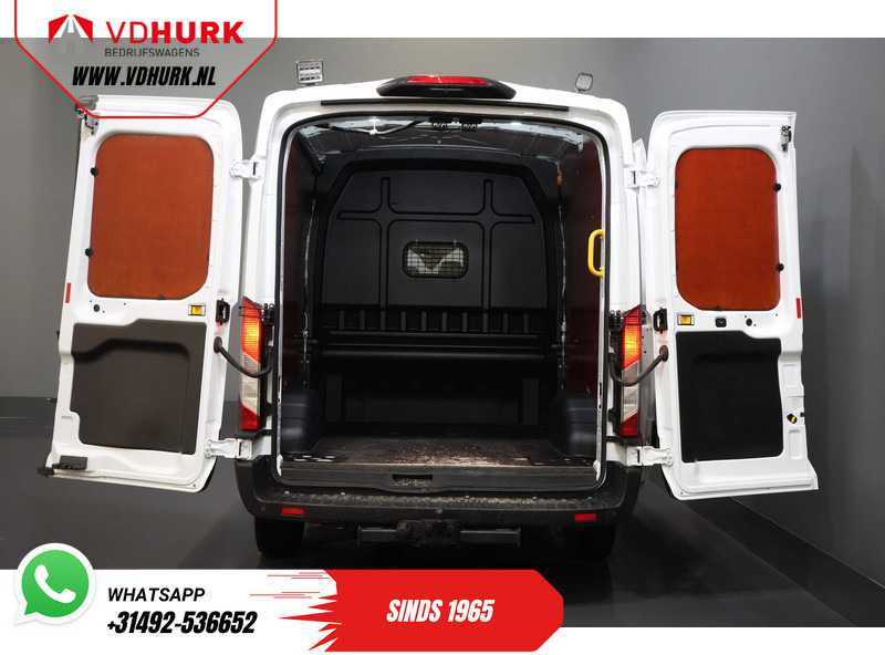 Volkswagen Crafter (Transit) 2.0 TDCI 130 pk L3H2 DC Dubbel Cabine 7 Pers./ Riem V.V./ Adapt. Cruise/ CarPlay/ PDC/ Navi/ Camera/ Airco/ Trekhaak - Panel van, Combi van: picture 5 Volkswagen Crafter (Transit) 2.0 TDCI 130 pk L3H2 DC Dubbel Cabine 7 Pers./ Riem V.V./ Adapt. Cruise/ CarPlay/ PDC/ Navi/ Camera/ Airco/ Trekhaak - Panel van, Combi van: picture 5