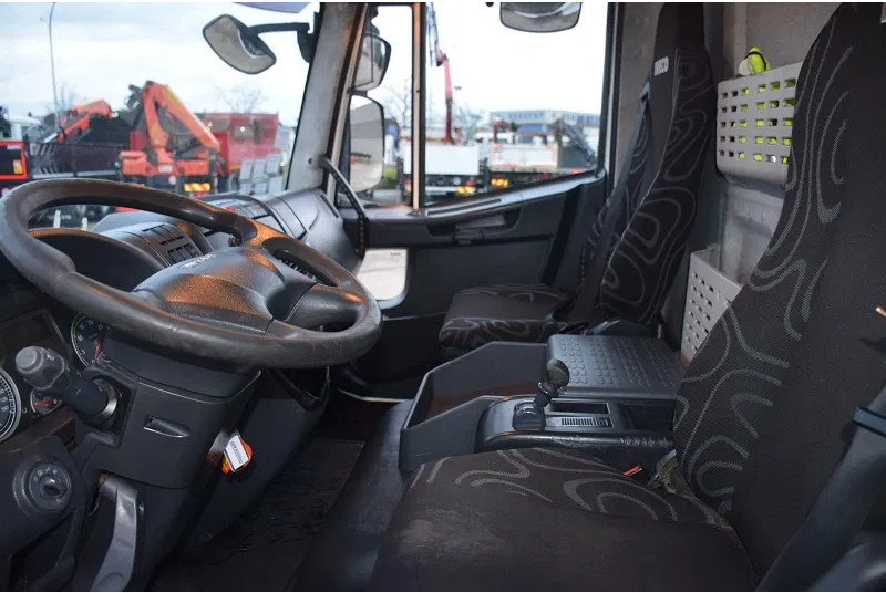 Refrigerator truck Iveco EuroCargo 120 E18 - frigo: picture 14