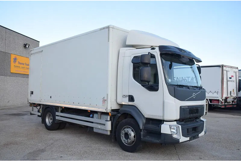 Volvo FL 250 - Box truck: picture 4 Volvo FL 250 - Box truck: picture 4