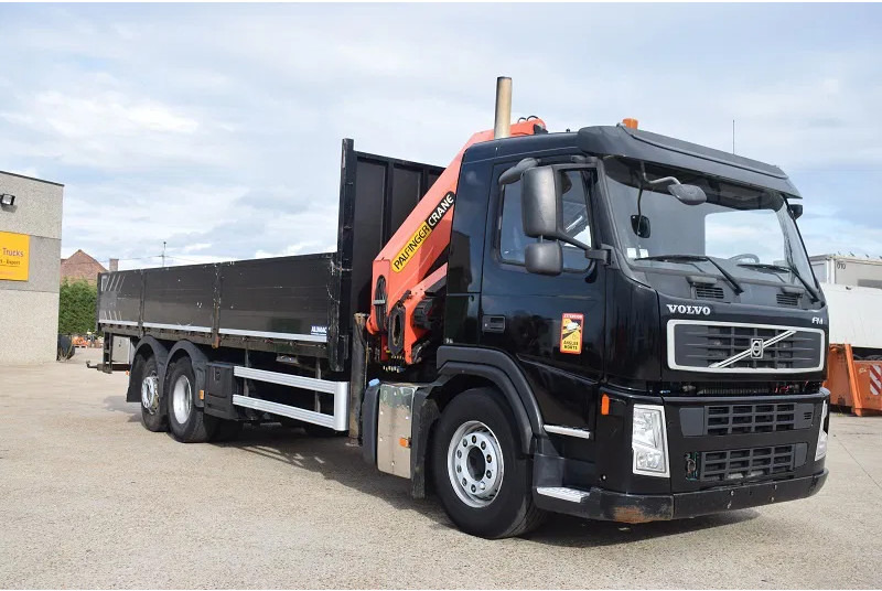 Volvo FM 330 - Crane truck: picture 3 Volvo FM 330 - Crane truck: picture 3