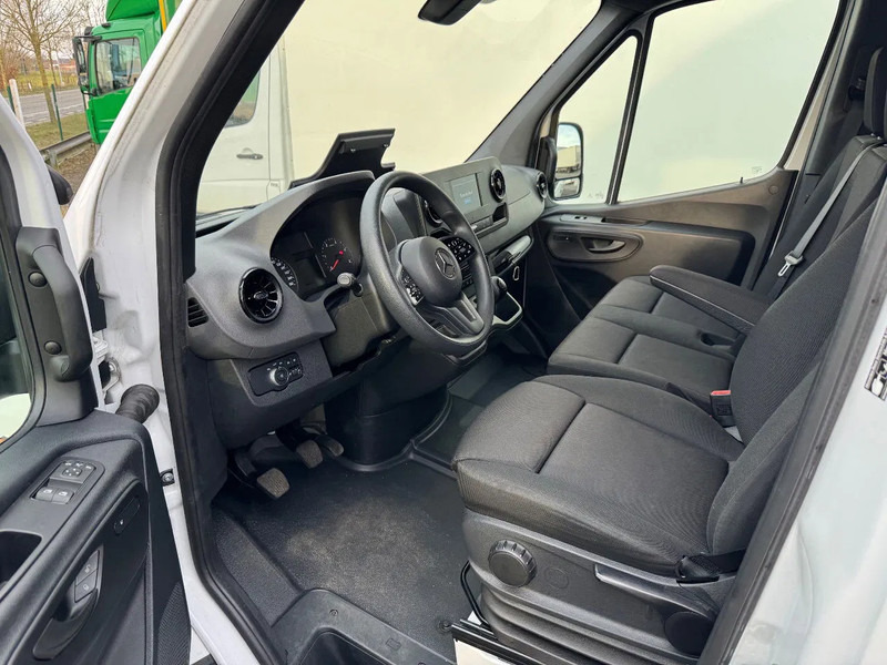 Mercedes-Benz Sprinter 315 L3H2*360°Camera*parktronic*cruise control*zetelverwarming* - Panel van: picture 3 Mercedes-Benz Sprinter 315 L3H2*360°Camera*parktronic*cruise control*zetelverwarming* - Panel van: picture 3