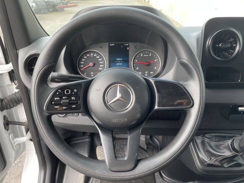 Mercedes-Benz Sprinter 514 *buitenspiegels verwarmd&elektr. verstelbaar*Cruise control*bluetooth*airbag bestuurder - Closed box van: picture 4 Mercedes-Benz Sprinter 514 *buitenspiegels verwarmd&elektr. verstelbaar*Cruise control*bluetooth*airbag bestuurder - Closed box van: picture 4