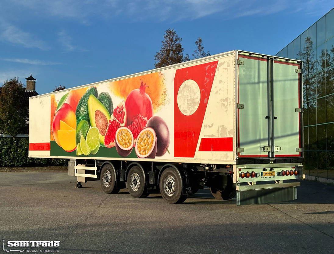 Chereau Renders Carrier Maxima 1300 2X Steering Axle 1X Lift Axle Disc Brakes - Refrigerator semi-trailer: picture 3 Chereau Renders Carrier Maxima 1300 2X Steering Axle 1X Lift Axle Disc Brakes - Refrigerator semi-trailer: picture 3