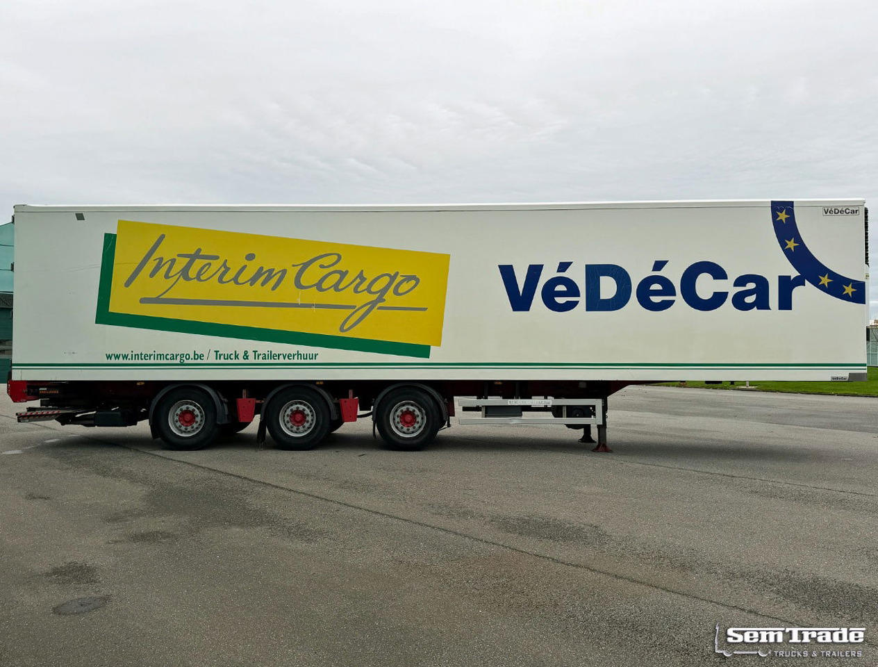 Renders VÉDÉCAR Carrier Maxima 1300 2X Steering Axle Tail Lift Belgium-Trailer - Refrigerator semi-trailer: picture 5 Renders VÉDÉCAR Carrier Maxima 1300 2X Steering Axle Tail Lift Belgium-Trailer - Refrigerator semi-trailer: picture 5