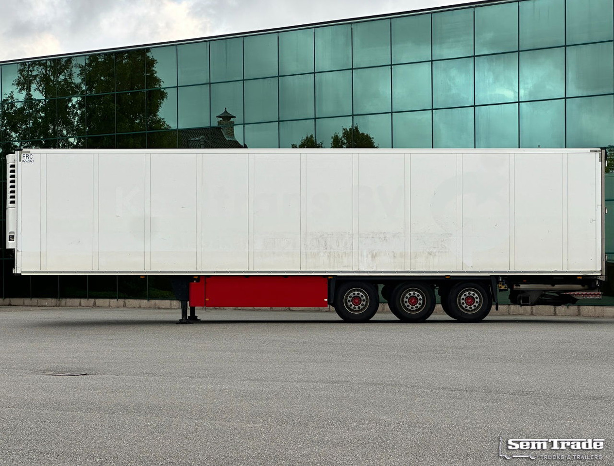 Schmitz Cargobull SCBS3B Schmitz Cooling Lift Axle Dhollandia Tail Lift NL-Trailer - Refrigerator semi-trailer: picture 2 Schmitz Cargobull SCBS3B Schmitz Cooling Lift Axle Dhollandia Tail Lift NL-Trailer - Refrigerator semi-trailer: picture 2