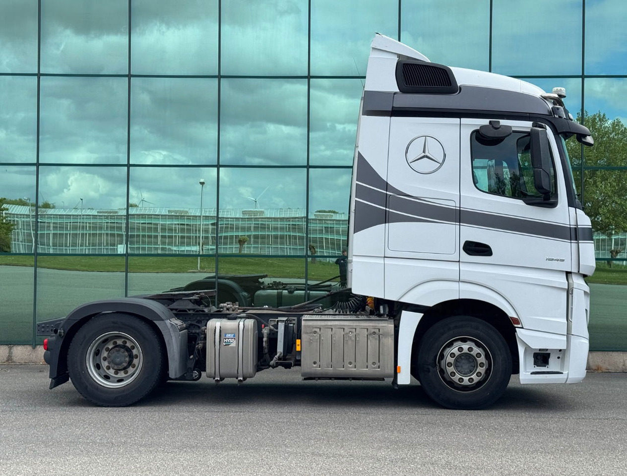 Mercedes-Benz Actros 1945 382.000 KM NEW TUV APK PTO + Hydraulics TOP Condition - Tractor unit: picture 5 Mercedes-Benz Actros 1945 382.000 KM NEW TUV APK PTO + Hydraulics TOP Condition - Tractor unit: picture 5