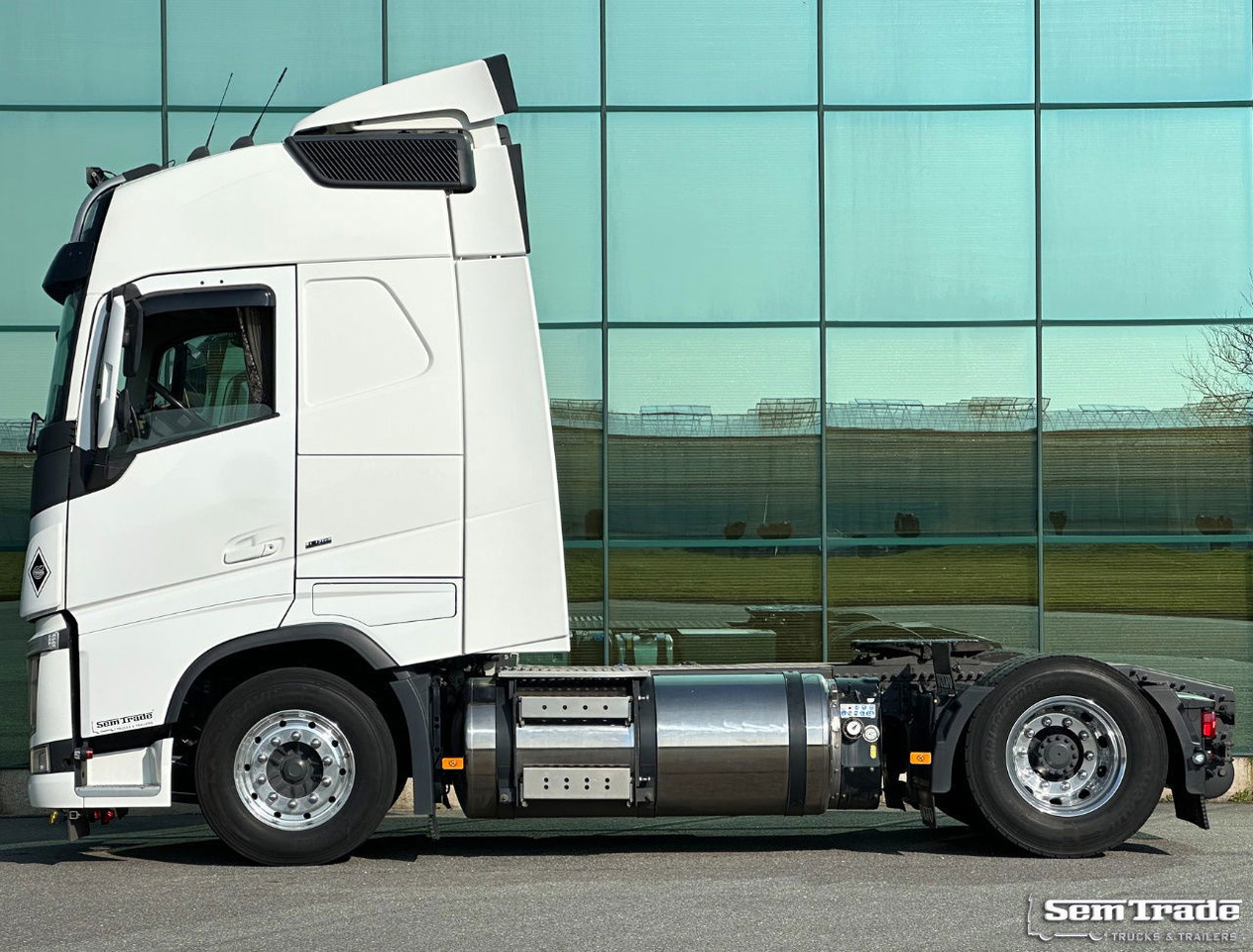 Volvo FH 13.460 Full AIR I-Park Cool Super Condition Belgium-Truck - Tractor unit: picture 2 Volvo FH 13.460 Full AIR I-Park Cool Super Condition Belgium-Truck - Tractor unit: picture 2