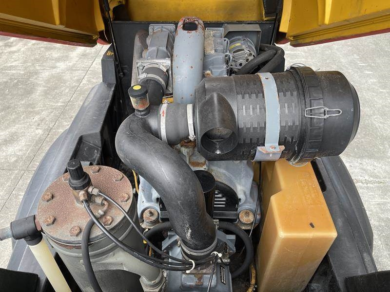 Air compressor Atlas-Copco XAS 57 DD: picture 12