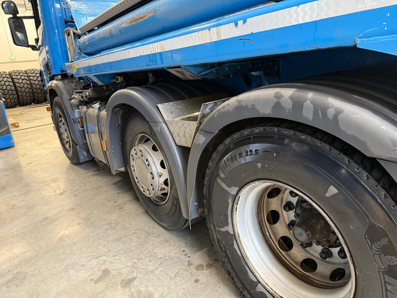 SCANIA P450 6x2 + AK16N TC - Skip loader truck: picture 5 SCANIA P450 6x2 + AK16N TC - Skip loader truck: picture 5