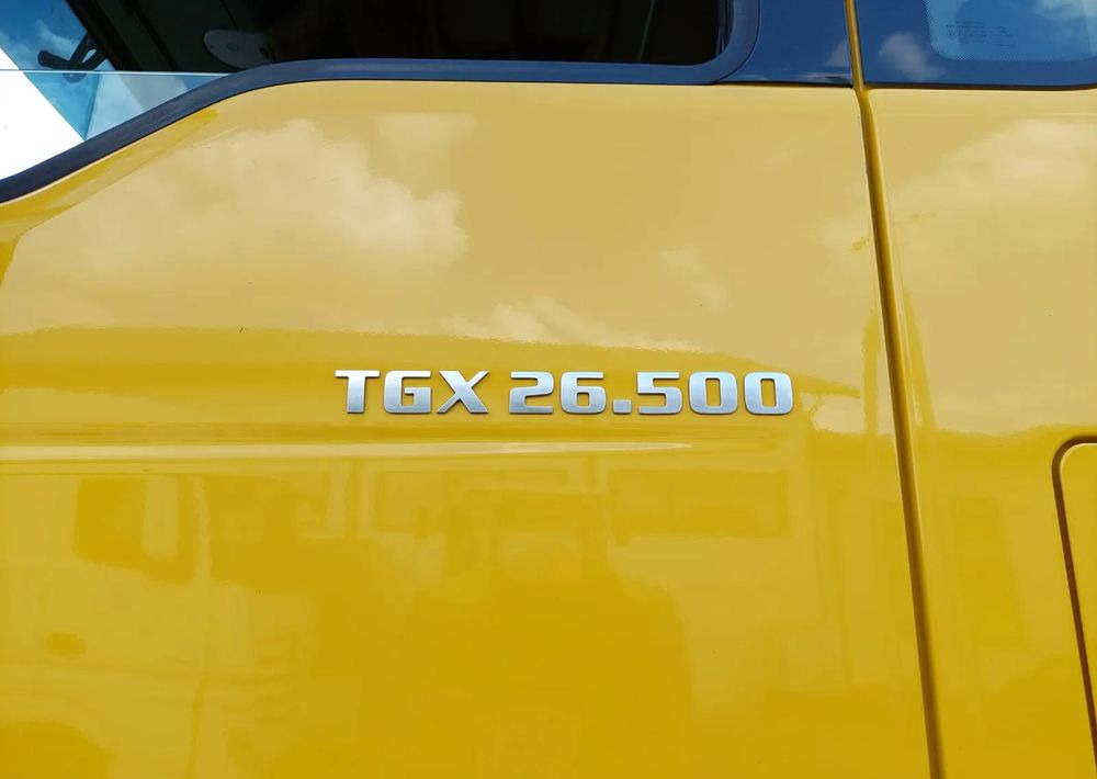 Hook lift truck MAN TGX 26-500 Hakowiec oś skrętna: picture 14