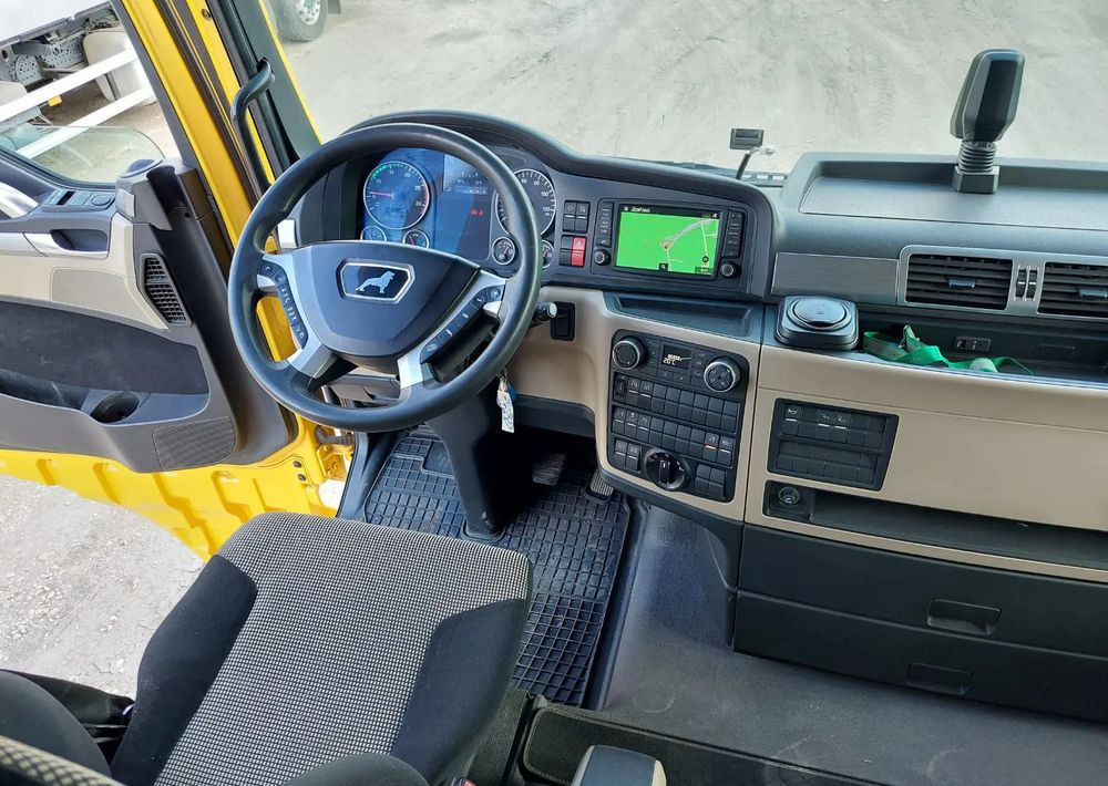 Hook lift truck MAN TGX 26-500 Hakowiec oś skrętna: picture 8