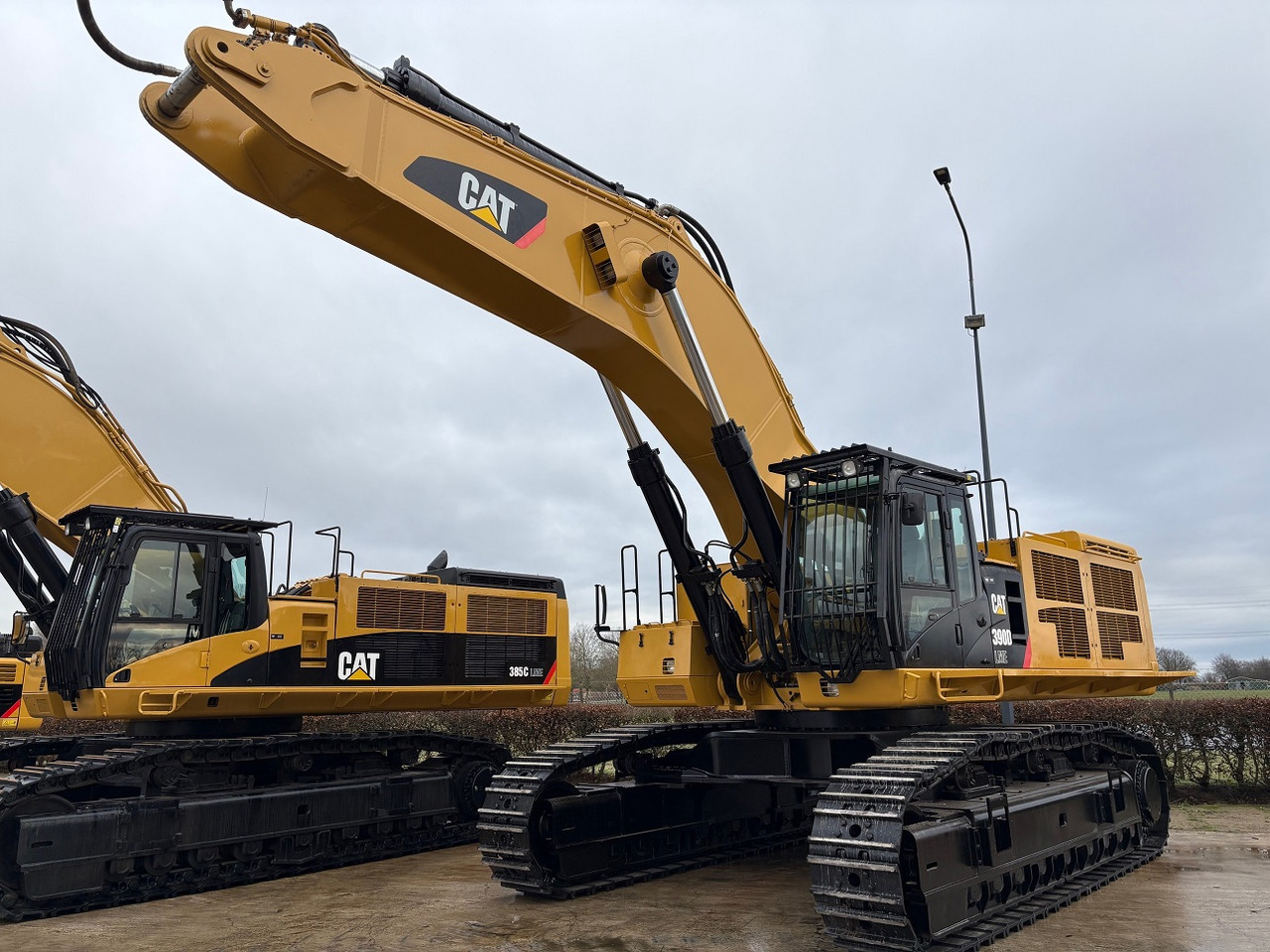 CATERPILLAR 390DL ME - Crawler excavator: picture 3 CATERPILLAR 390DL ME - Crawler excavator: picture 3