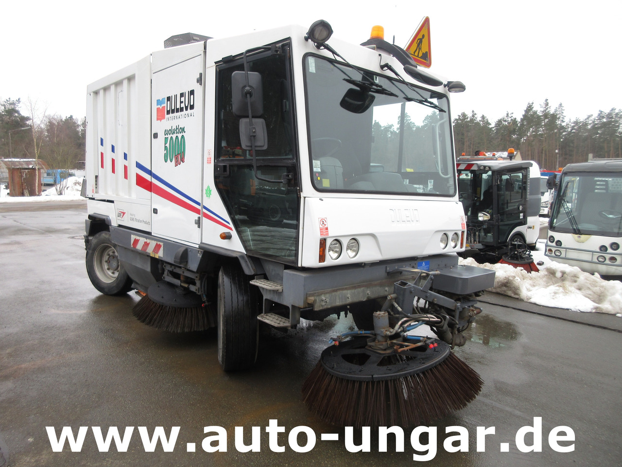 DULEVO 5000 evolution EU4 Baujahr 2009 Kehrmaschine Hochentleerung 4-Rad-Lenkung - Road sweeper: picture 1 DULEVO 5000 evolution EU4 Baujahr 2009 Kehrmaschine Hochentleerung 4-Rad-Lenkung - Road sweeper: picture 1