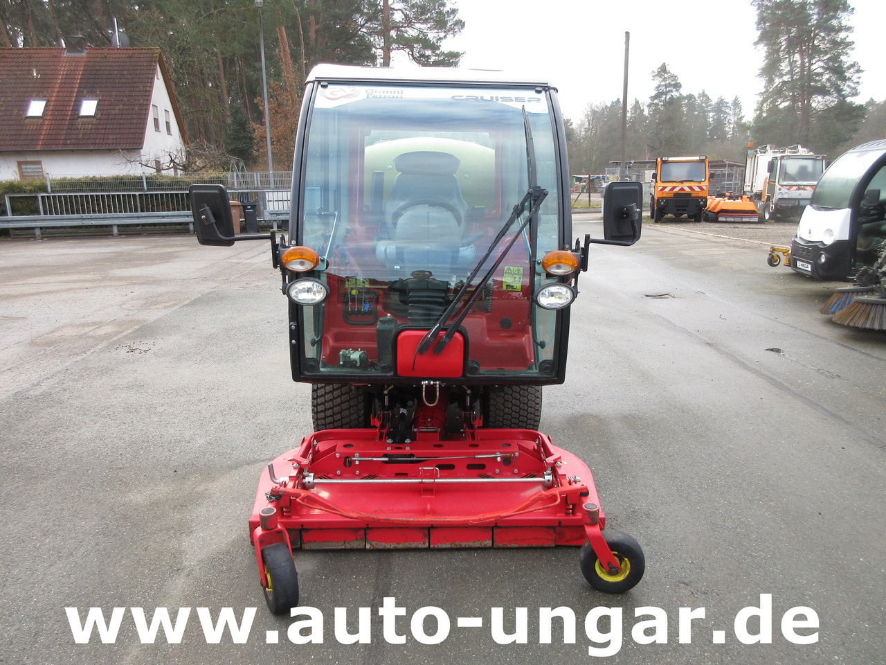 Gianni Ferrari Turbo 4 T Cruiser Großflächenmäher 4x4 mit Hochentleerung Bj. 2015 - Municipal tractor: picture 2 Gianni Ferrari Turbo 4 T Cruiser Großflächenmäher 4x4 mit Hochentleerung Bj. 2015 - Municipal tractor: picture 2