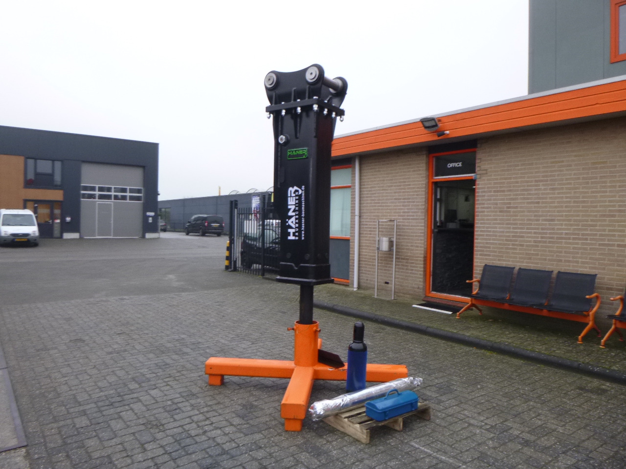 HANER HX2000A - Hydraulic hammer for Excavator: picture 2 HANER HX2000A - Hydraulic hammer for Excavator: picture 2