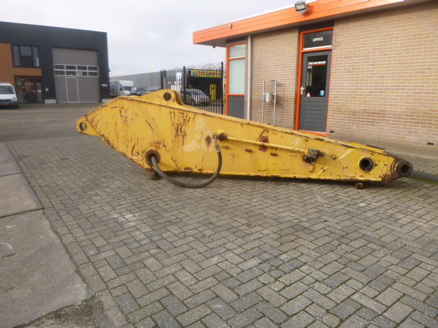KOMATSU PC600-6 / PC600-7 / PC600-8 - Boom for Crawler excavator: picture 2 KOMATSU PC600-6 / PC600-7 / PC600-8 - Boom for Crawler excavator: picture 2