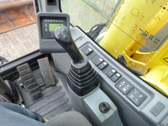 Wheel excavator NEW HOLLAND MH PLUS: picture 25