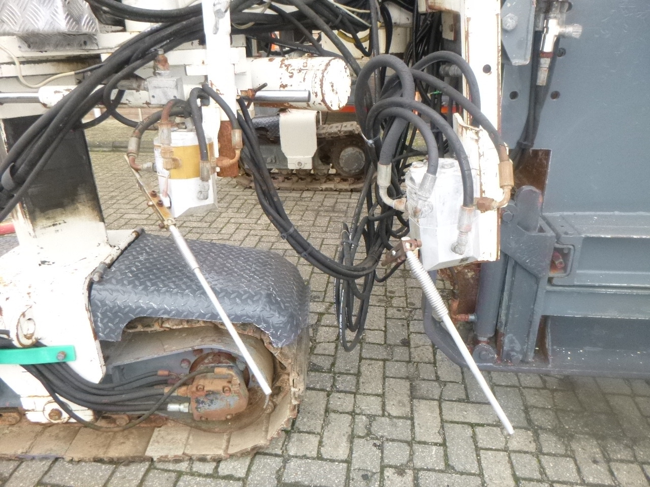 Slipform paver TEREX SF2003: picture 9 Slipform paver TEREX SF2003: picture 9