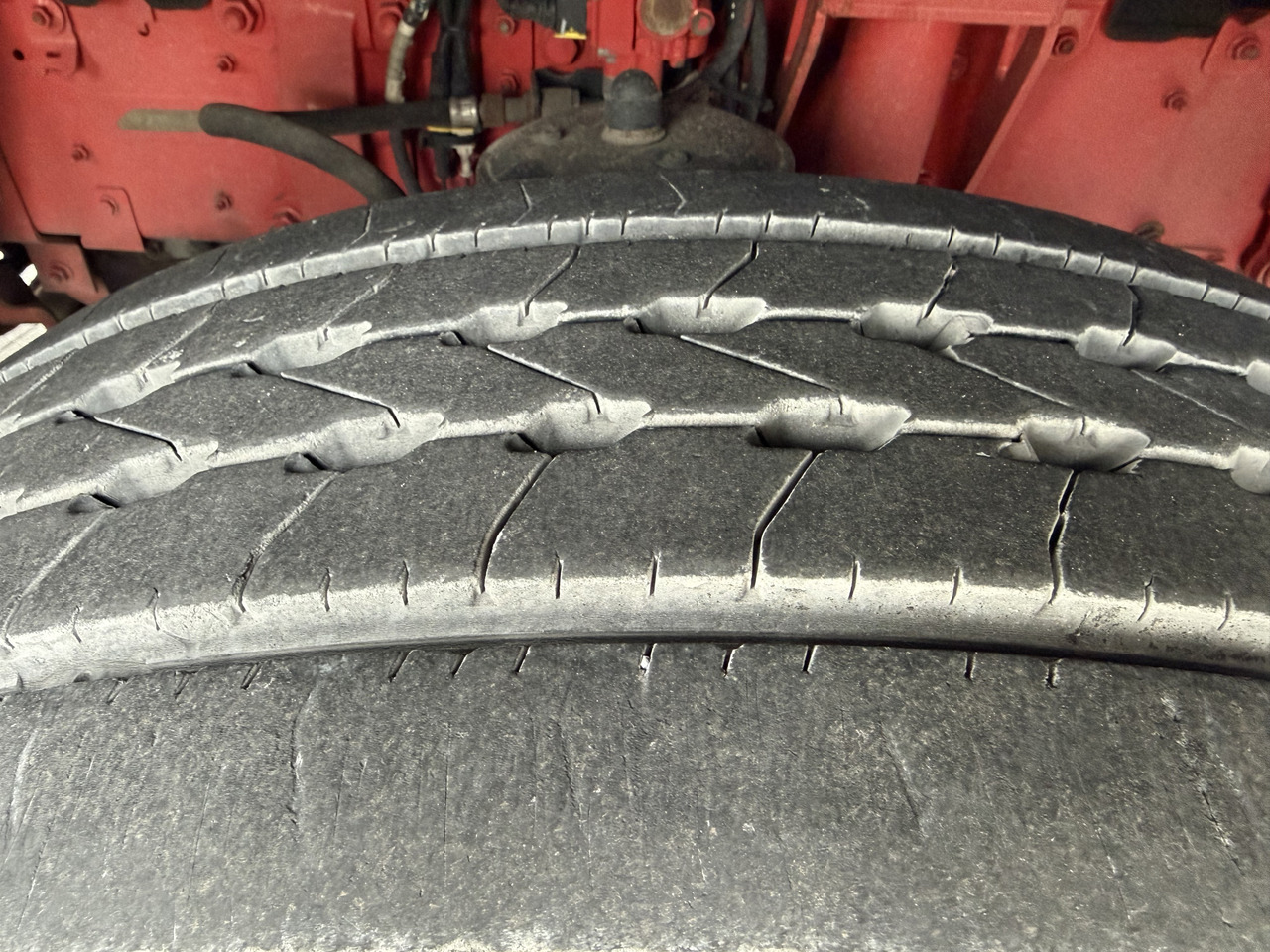 Daf XF440 6X2 Palfinger PK 34002 bis 29 Meter - Dropside/ Flatbed truck, Crane truck: picture 3 Daf XF440 6X2 Palfinger PK 34002 bis 29 Meter - Dropside/ Flatbed truck, Crane truck: picture 3