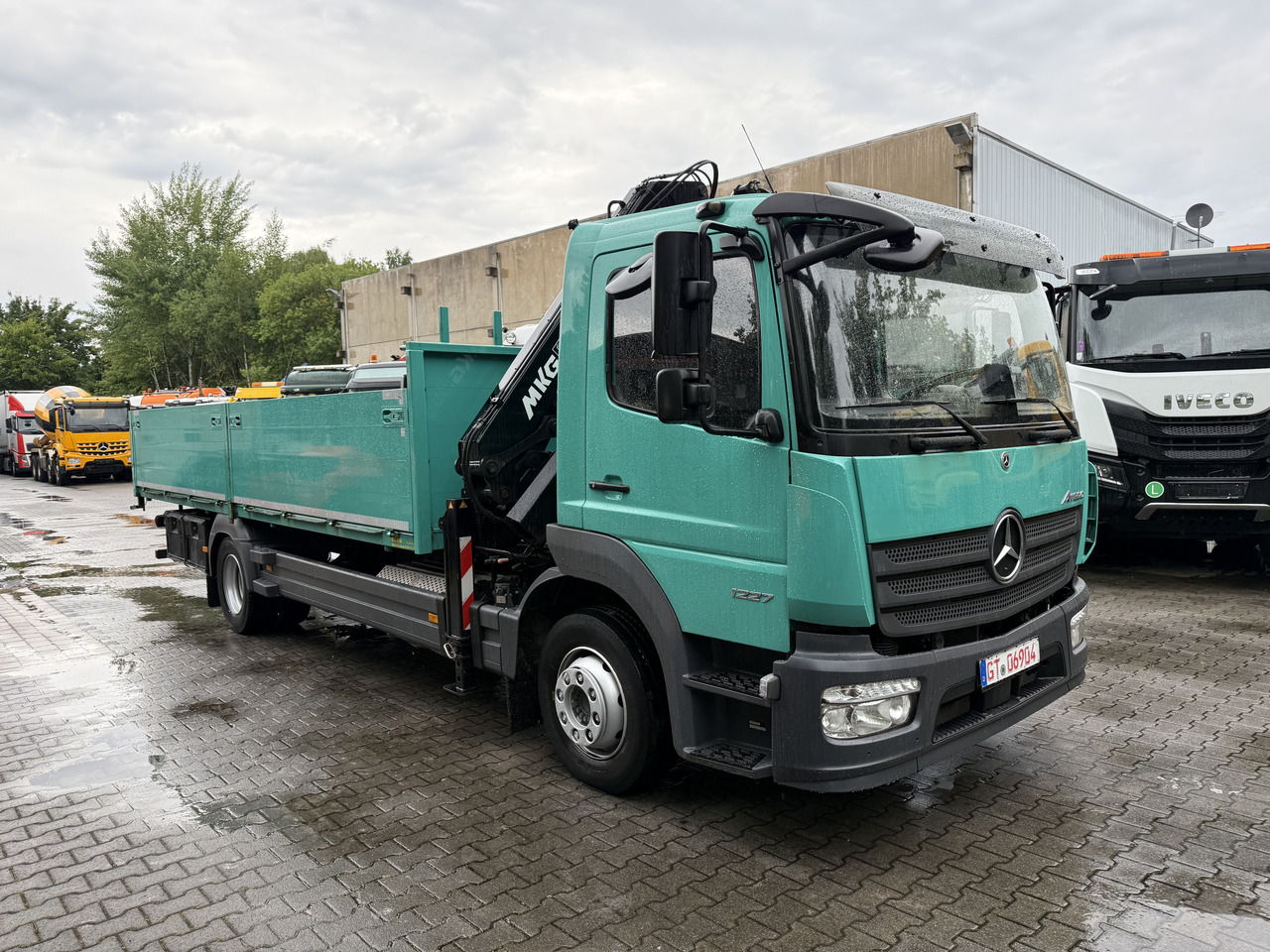 Dropside/ Flatbed truck, Crane truck Mercedes-Benz Atego 1227 Kran MKG 96: picture 12