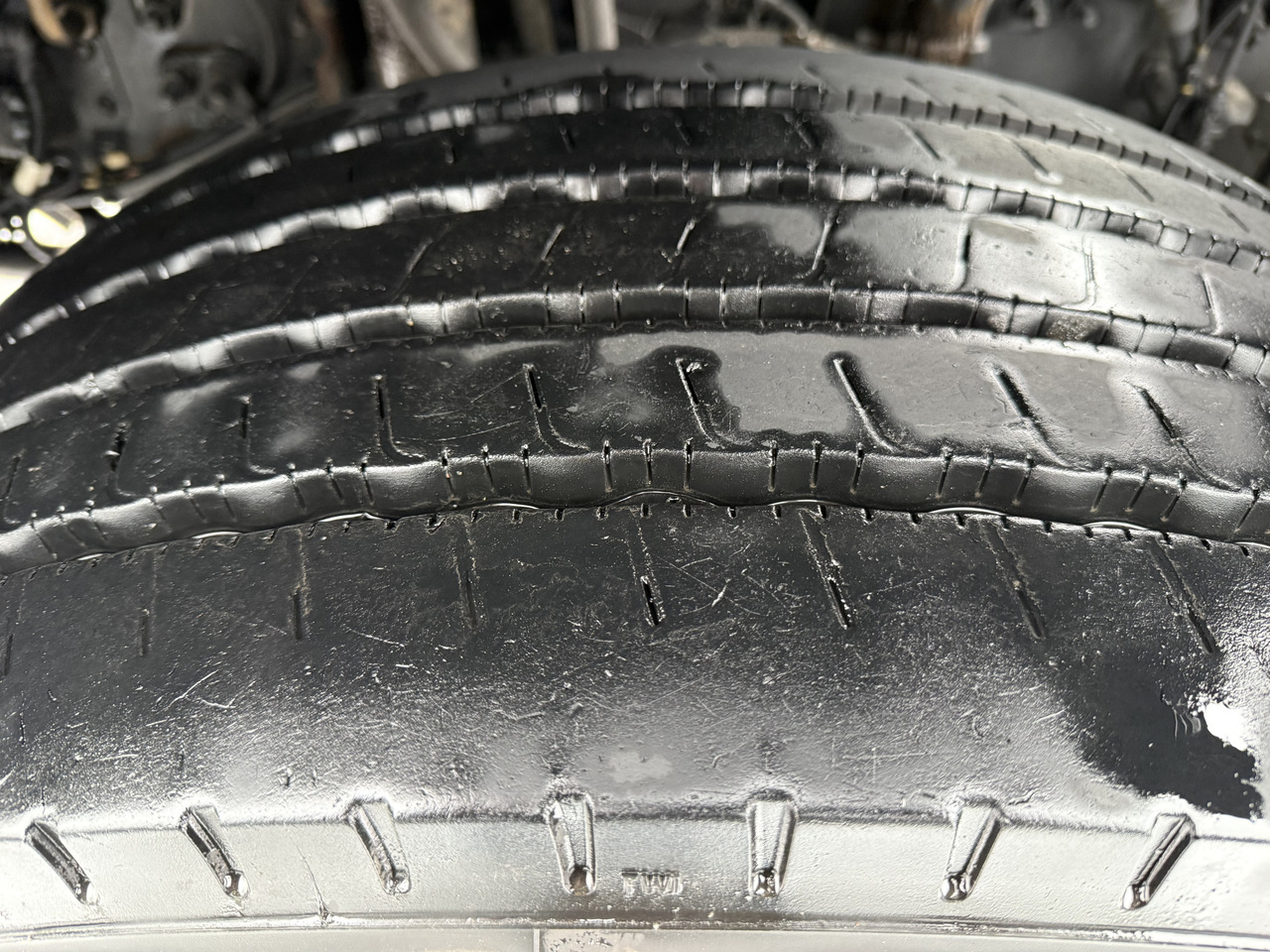 Volvo FMX 460 8X2 Haken - Hook lift truck: picture 2 Volvo FMX 460 8X2 Haken - Hook lift truck: picture 2