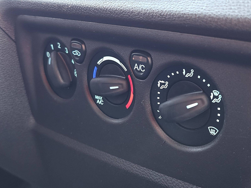 Small van Ford Transit 2.0 TDCI 105 L2H2: picture 10