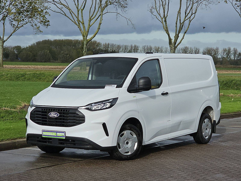 Ford Transit Custom 2.0 L1H1 Navi Euro6 AC! - Panel van: picture 2 Ford Transit Custom 2.0 L1H1 Navi Euro6 AC! - Panel van: picture 2