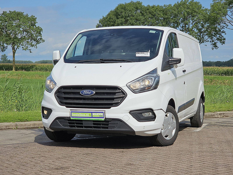 Ford Transit Custom 2.0 L2H1 Navi Airco - Small van: picture 1 Ford Transit Custom 2.0 L2H1 Navi Airco - Small van: picture 1
