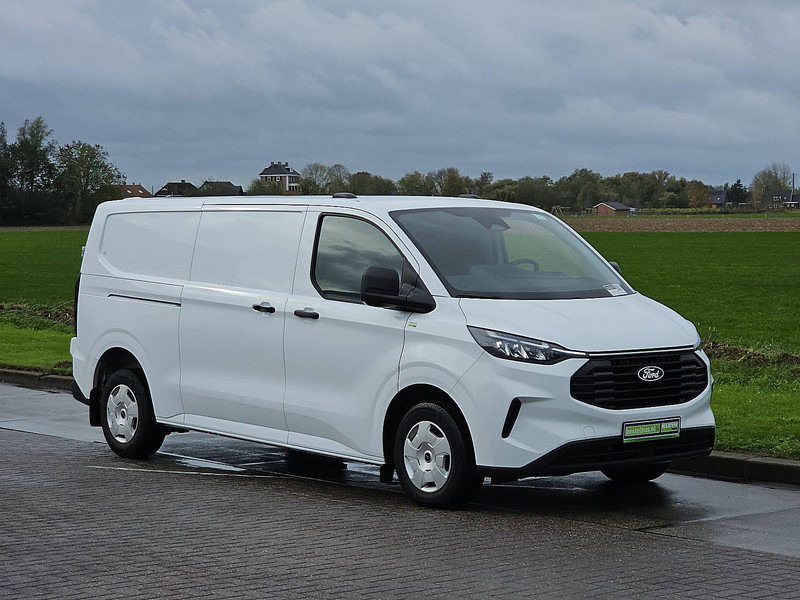 Ford Transit Custom 2.0 L2H1 Navi Euro6 AC! - Panel van: picture 5 Ford Transit Custom 2.0 L2H1 Navi Euro6 AC! - Panel van: picture 5